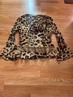 Leopard Print Bell Sleeve Women's Top in Tan and Black